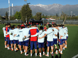 La Selección de España, antes del inicio del partido contra México del Mundial Sub-20 de Chile 2025. EFE / Real Federación Española de Futbol