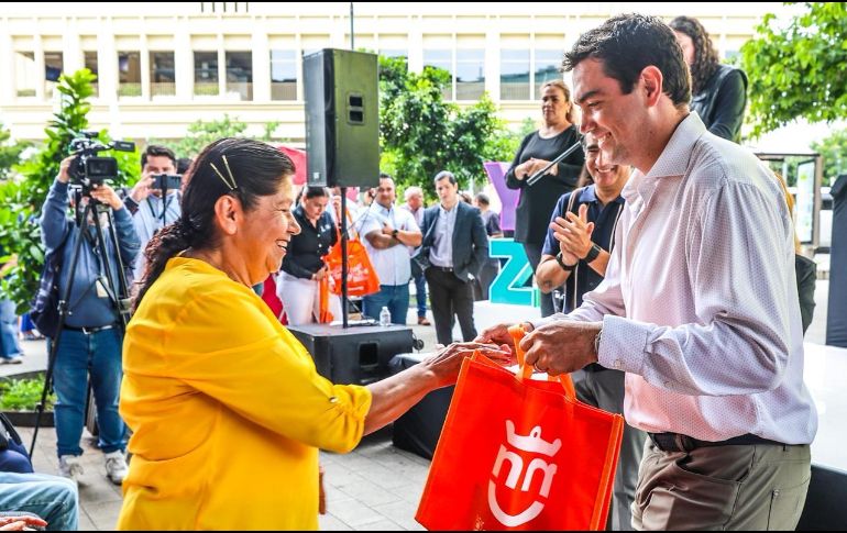 La jornada se llevó a cabo en la explanada de la estación Zapopan Centro del Tren Ligero. EL INFORMADOR/A.NAVARRO