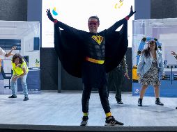 Este 5 de octubre, el escenario del Centro de la Amistad Internacional en Guadalajara abrirá sus puertas a la puesta en escena “La violencia es el problema, no la solución…”, a cargo de la Compañía de Teatro Sfera Industrial. CORTESÍA