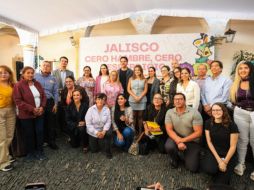 Gabriela Cárdenas y autoridades durante la reunión denominada 