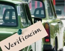El programa de verificación vehicular continúa en la Ciudad de México y el Estado de México. ESPECIAL / CANVA