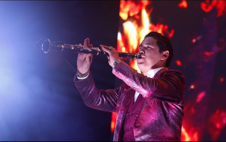 El Foro Principal del Auditorio Benito Juárez se transformó en una gigantesca pista de baile gracias a la energía y el carisma de La Banda El Recodo de Don Cruz Lizárraga. CORTESÍA.