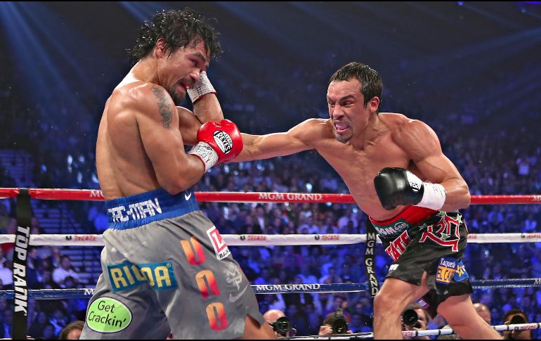 Hubo peleas inolvidables entre el mexicano y el filipino, en las cuales Márquez salió con récord de 2 derrotas, un empate y una histórica victoria por nocaut. Imago7 / ARCHIVO