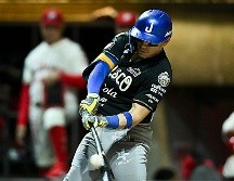 Mendívil se dijo contento de continuar con el equipo jalisciense, mismo que le abrió las puertas el año pasado cuando fue incluido a la lista de invitados y, desde entonces, se ha consolidado como un jugador clave. IMAGO7