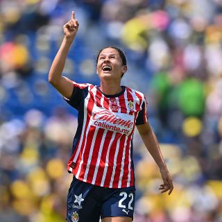 Denise Castro irrumpe como nueva figura en el ataque de Chivas