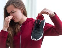 El mal olor en los zapatos es un problema común que genera incomodidad y vergüenza a muchos. PEXELS
