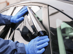 Cumplir con estos lineamientos no solo evita sanciones, sino que también garantiza una conducción más segura y dentro del marco legal establecido por las autoridades de movilidad del estado. CANVA