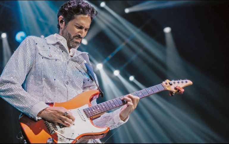 El cantante y actor regresa a los escenarios de Guadalajara con una propuesta innovadora. ESPECIAL