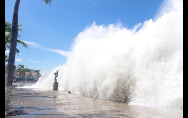 FACEBOOK / Protección Civil y Bomberos Puerto Vallarta