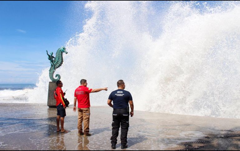 FACEBOOK / Protección Civil y Bomberos Puerto Vallarta