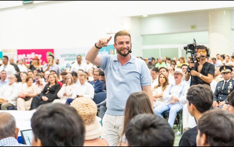 Además, Munguía indicó que el respaldo de Pablo Lemus ha sido indispensable para lograr los resultados dados a conocer en obra pública, educación, campo y movilidad. ESPECIAL