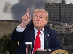 Donald Trump, que ansía el galardón desde que lo ganó el entonces presidente Barack Obama en 2009, presume ya haber resuelto siete guerras, además del acuerdo entre Israel y Hamás anunciado ayer. EFE / M. Saber y EFE / F. Chung