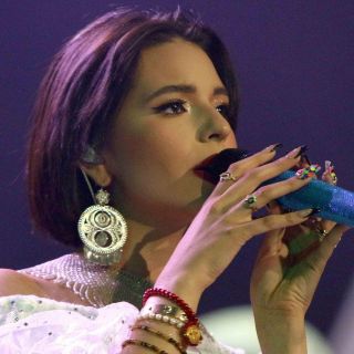 Ángela Aguilar celebra su cumpleaños 22 sin Christian Nodal