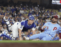 La novena de los Dodgers tiene a los Phillies de Filadelfia contra las cuerdas con ventaja de 2-1 en serie a ganar tres duelos. EFE / A. Dinner