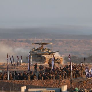 Comienza alto al fuego en Gaza; tropas israelíes se repliegan