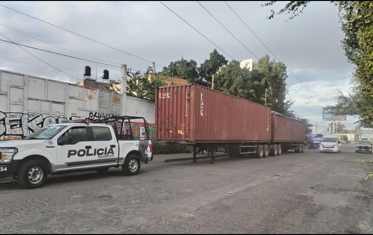 Los contenedores mantenían en su interior una carga valuada en 4 millones 800 mil pesos. ESPECIAL