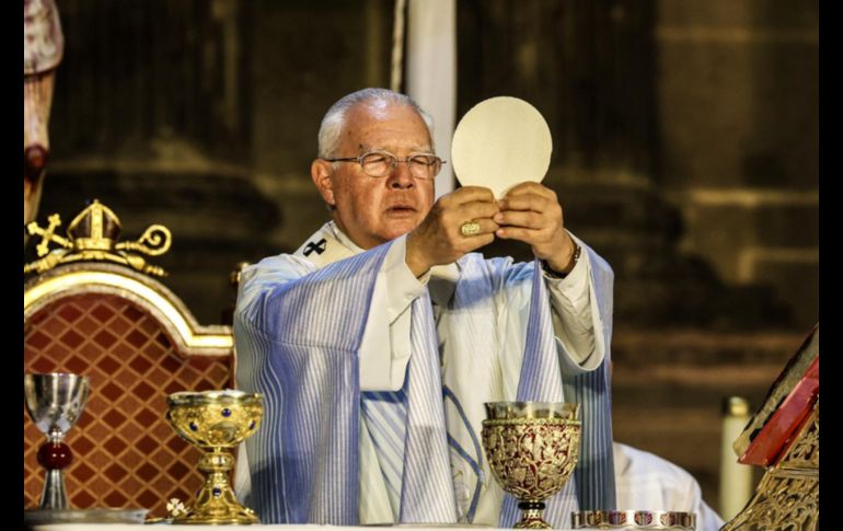 En esta ocasión, la misa se celebró en la explanada de la Catedral sobre Paseo Alcalde. EL INFORMADOR/A.NAVARRO
