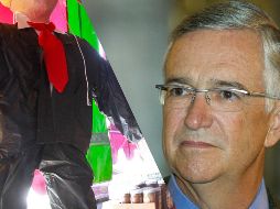 Jóvenes capitalinos esperan que el conglomerado empresarial mexicano, que incluye a Salinas Pliego, tome conciencia y realice el pago de sus deudas ante Hacienda. NTX / ARCHIVO