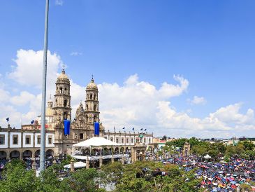 La misa de bienvenida a la Virgen de Zapopan fue ofrecida, como tradicionalmente ocurre, por el cardenal de Guadalajara, Francisco Robles Ortega. EL INFORMADOR/ J. ACOSTA