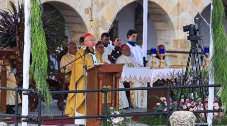 La misa de bienvenida a la Virgen de Zapopan fue ofrecida, como tradicionalmente ocurre, por el cardenal de Guadalajara, Francisco Robles Ortega. EL INFORMADOR/ J. ACOSTA