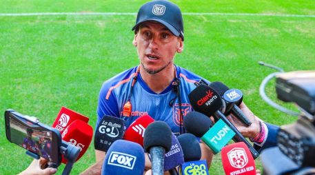 Previo al encuentro, el combinado ecuatoriano entrenó en la cancha del Estadio Jalisco, donde Beccacece aprovechó para ajustar detalles tácticos. EL INFORMADOR / A. Navarro
