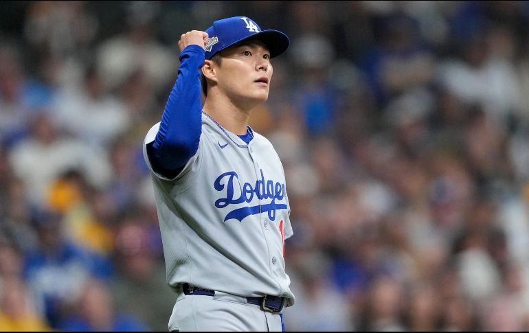 Yamamoto lanzó juego completo, primero para los Dodgers en playoffs desde 2004. Permitió solo tres imparables y una carrera. AP/B. Anderson