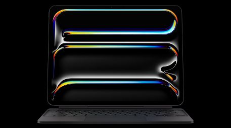 El M5 incluye una unidad de procesamiento gráfico (GPU) de última generación, que incorpora un Neural Accelerator, una tecnología desarrollada por Apple para acelerar procesos de IA como la interacción con Siri o la generación de imágenes. ESPECIAL