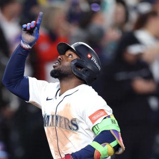 Resultados de las Series de Campeonato: Los Azulejos despiertan y aplastan a Seattle