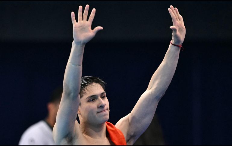 Osmar Olvera, de 21 años, fue nominado en clavados junto al australiano Cassiel Rousseau, el ucraniano Oleksii Sereda y los chinos Yuan Cao y Zongyuan Wang, a quienes el mexicano derrotó en el Mundial de Deportes Acuáticos de Singapur 2025. AFP / ARCHIVO