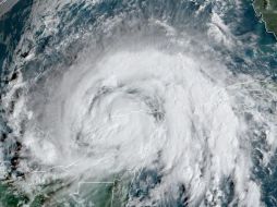 El SMN analiza los movimientos de las zonas con potencial ciclónico para identificar los puntos clave de su posible formación. EFE/ARCHIVO