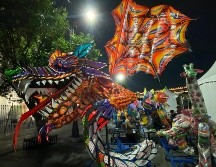 Los alebrijes se estacionaron en el zócalo de la Ciudad de México desde la noche del viernes. FACEBOOK/MuseoArtePopular
