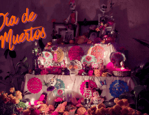 El origen del Día de Muertos proviene de los pueblos indígenas donde ofrecían alimentos en altares a sus fieles difuntos. EL INFORMADOR / O. Álvarez