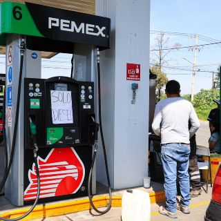 Especialista advierte que nuevos reglamentos complicarían el abasto de combustibles