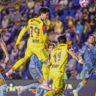 Las Águilas rescatan sufrida victoria ante Puebla