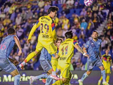 Ramón Juárez puso el gol que le dio el triunfo a los azulcremas. EFE