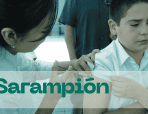 El sarampión causa un sarpullido con manchas rojas, que suele aparecer primero en la cara y detrás de las orejas. NTX/ARCHIVO