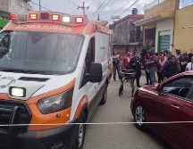 A través de redes sociales, los habitantes del lugar compartieron imágenes del vehículo afectado y de la zona acordonada. X / @SSC_Pue