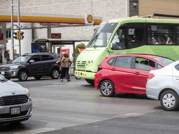 El programa Hoy No Circula tiene como objetivo prevenir, minimizar y controlar la emisión de contaminantes. Las personas que requieren atención médica pueden exentarlo. SUN/ ARCHIVO