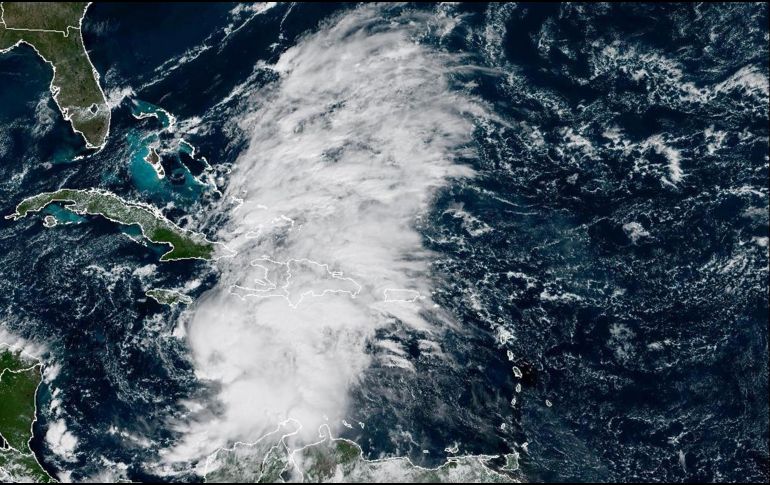 Los modelos meteorológicos prevén una intensificación gradual de la tormenta tropical 'Melissa'. EFE/ NOAA.