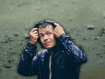 Las lluvias fuertes podrían reducir la visibilidad, incrementar los niveles de ríos y arroyos, y generar encharcamientos, deslaves e inundaciones. ESPECIAL / CANVA