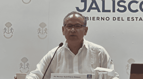 Héctor Raúl Pérez Gómez subrayó que las familias pueden acudir  a los centros de salud más cercanos para solicitar la aplicación de la vacuna BCG. EL INFORMADOR/ R. BOBADILLA