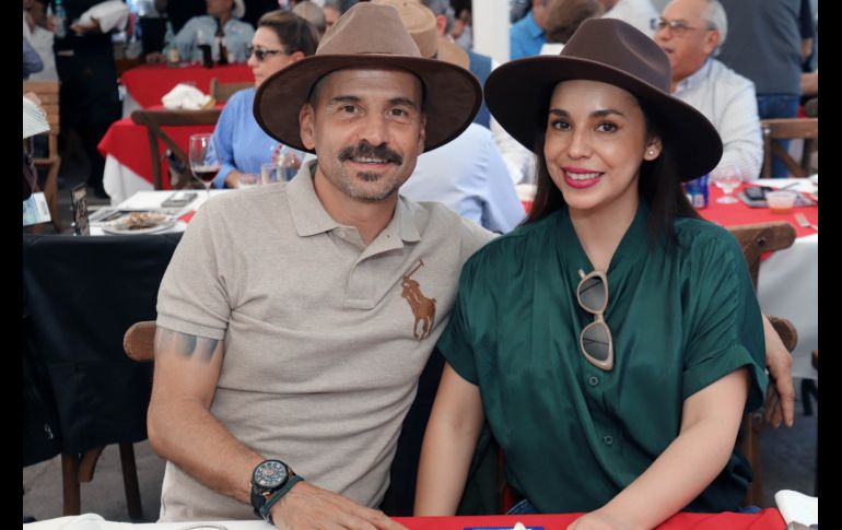 Alejandro Iturbide y María Elena Sandoval. GENTE BIEN JALISCO / Revista del 24 de octubre 2025