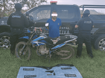 El sujeto, identificado como Abelardo “N”, de 40 años, fue detenido y puesto a disposición de un agente del Ministerio Público. ESPECIAL