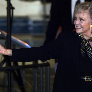 Fallece June Lockhart, actriz de ‘Lassie’ y ‘Perdidos en el espacio’