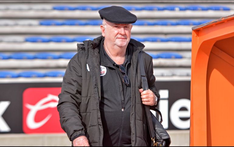 Manuel Lapuente se marcha, pero deja tras de sí una huella imborrable: la de un hombre que vivió, enseñó y dignificó el futbol mexicano hasta su último día. IMAGO7.