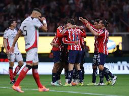 Armando “Hormiga” González firmó su “graduación” como figura del Rebaño Sagrado con tres zarpazos al corazón rojinegro. IMAGO7.