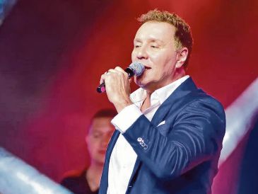 El cantante agradece el tener éxito entre diversas generaciones del público. CORTESÍA