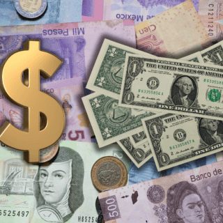 Peso mexicano gana terreno ante el dólar al inicio de la jornada