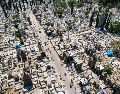 En la ZMG hay alrededor de 50 panteones contemplando todos los municipios que integran la zona conurbada. Esta es la vista aérea del panteón de Mezquitán. EL INFORMADOR / ARCHIVO