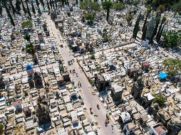 En la ZMG hay alrededor de 50 panteones contemplando todos los municipios que integran la zona conurbada. Esta es la vista aérea del panteón de Mezquitán. EL INFORMADOR / ARCHIVO